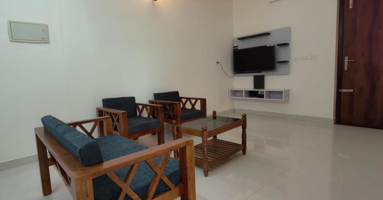 Hobiz Serviced Apartments Chalakuzhy Nr Medical College Trivandrum Thiruvananthapuram Esterno foto
